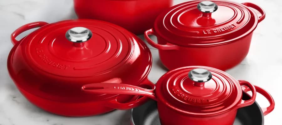 Emaljerat stål – en stilren och mångsidig köksklassiker